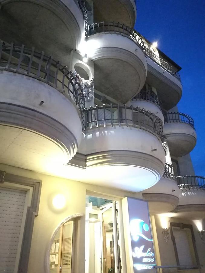 Residence Anchisemare Alba Adriatica Exterior foto